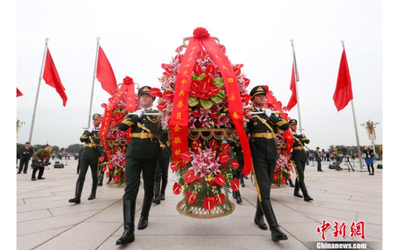 隆重紀念偉大領(lǐng)袖毛澤東同志誕辰123周年！